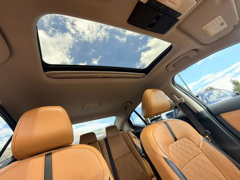 Used 2020 Nissan Sentra SV w/ SV Premium Package FWD image 24