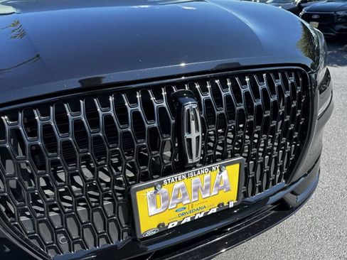 Certified 2024 Lincoln Corsair AWD w/ Equipment Group 101A image 10
