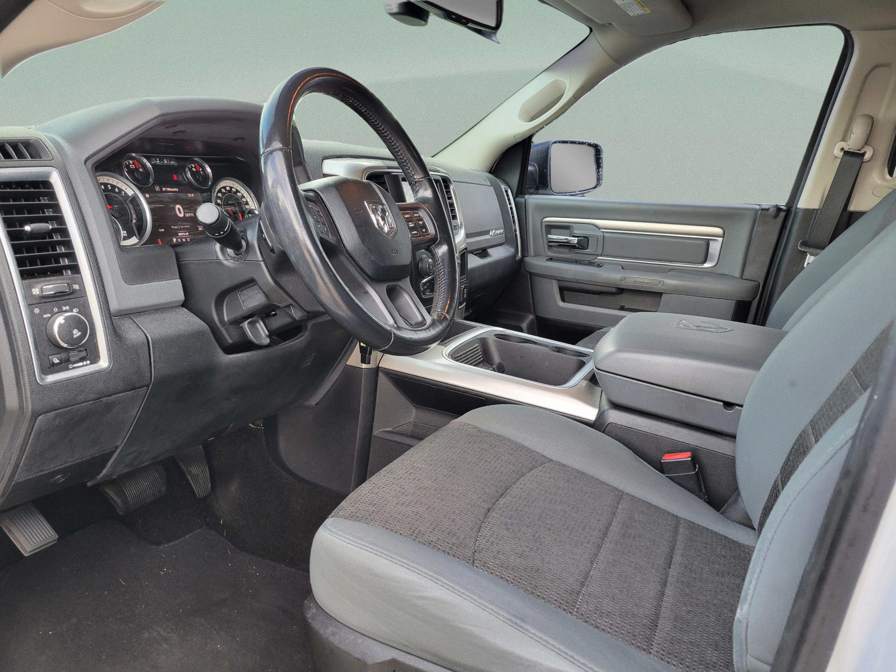 Used 2016 RAM 1500 Big Horn RWD image 14