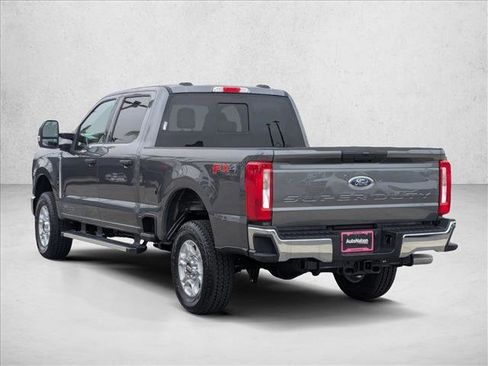 New 2026 Ford F250 XLT w/ FX4 Off-Road Package image 9