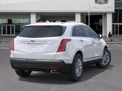 New 2026 Cadillac XT5 Luxury w/ LPO, Floor Liner Package