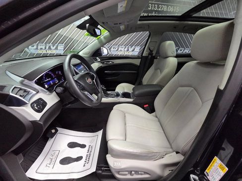 Used 2016 Cadillac SRX Premium image 19