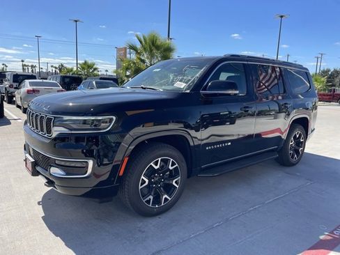 New 2025 Jeep Wagoneer 4WD w/ Convenience Group I image 5