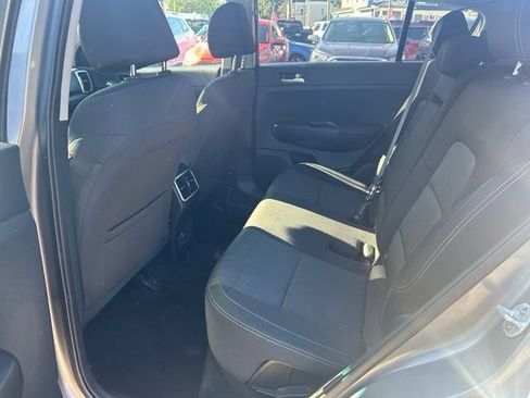 Used 2019 Kia Sportage LX FWD image 14