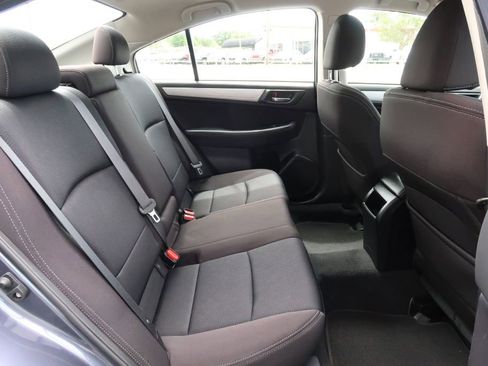 Used 2017 Subaru Legacy 2.5i Premium AWD/4WD image 8