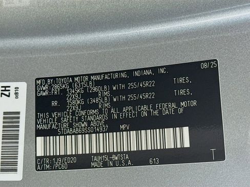 Used 2025 Lexus TX 500h AWD w/ Technology Package image 24