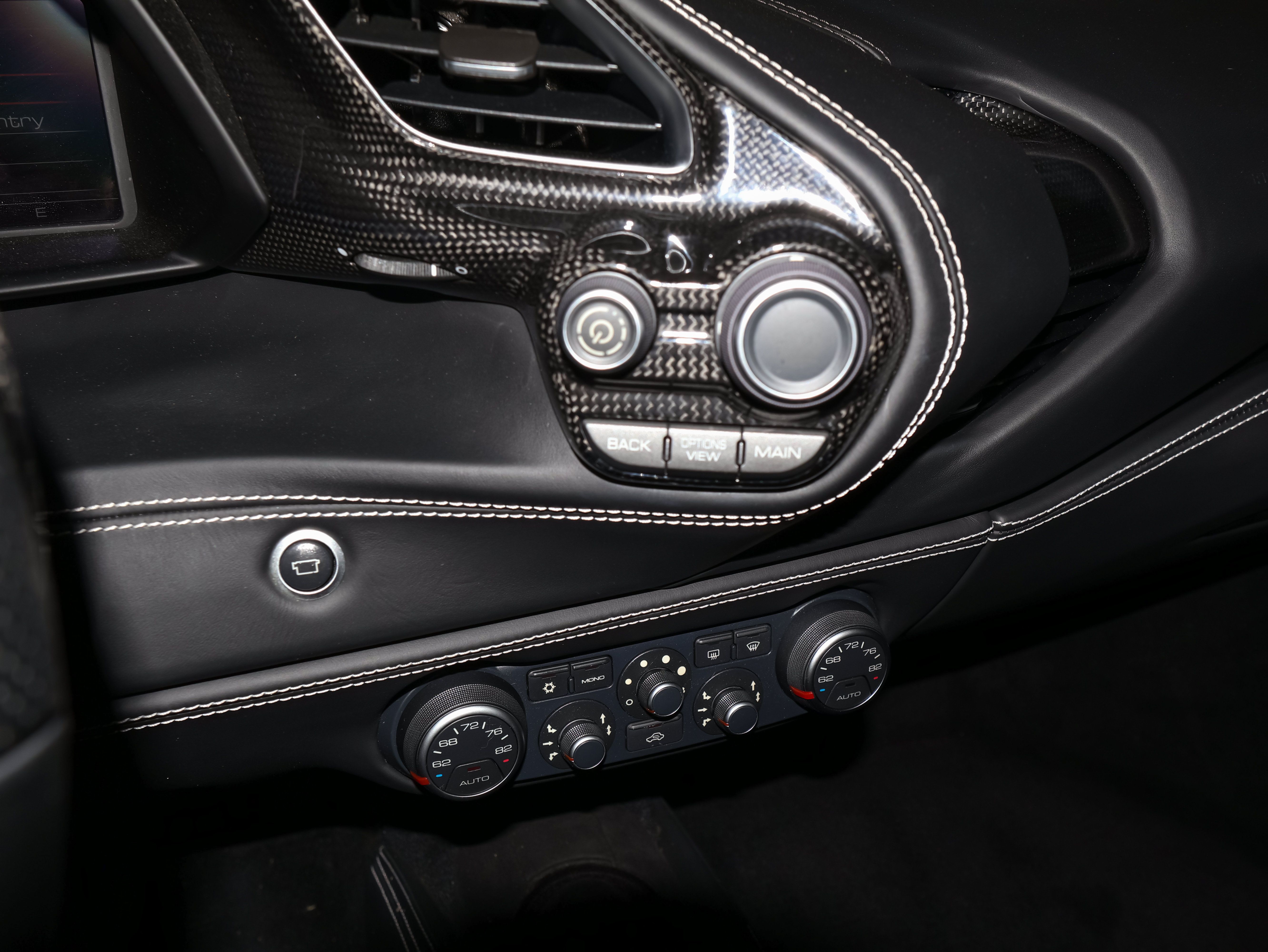 Used 2016 Ferrari 488 GTB RWD image 21