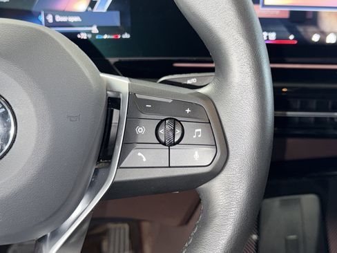 Certified 2025 BMW X2 xDrive28i image 23