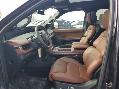 New 2026 Lincoln Navigator Reserve image 12