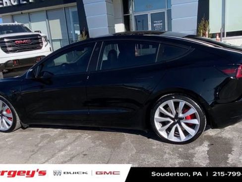 Used 2018 Tesla Model 3 Long Range image 8