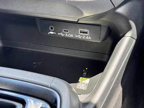 Certified 2024 Subaru Crosstrek 2.5i Limited w/ Crosstrek Mirror Package AWD/4WD image 9