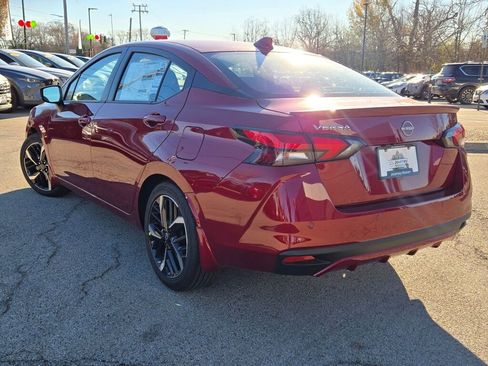 Used 2025 Nissan Versa SR w/ Trunk Package image 15