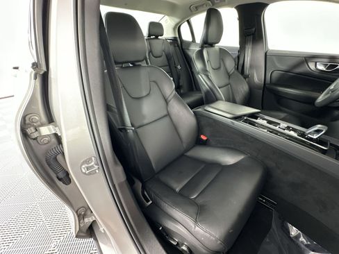 Used 2023 Volvo S60 B5 Core AWD/4WD image 27
