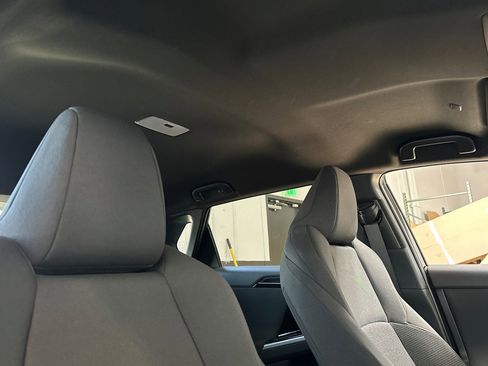 Used 2024 Subaru Solterra Premium image 18