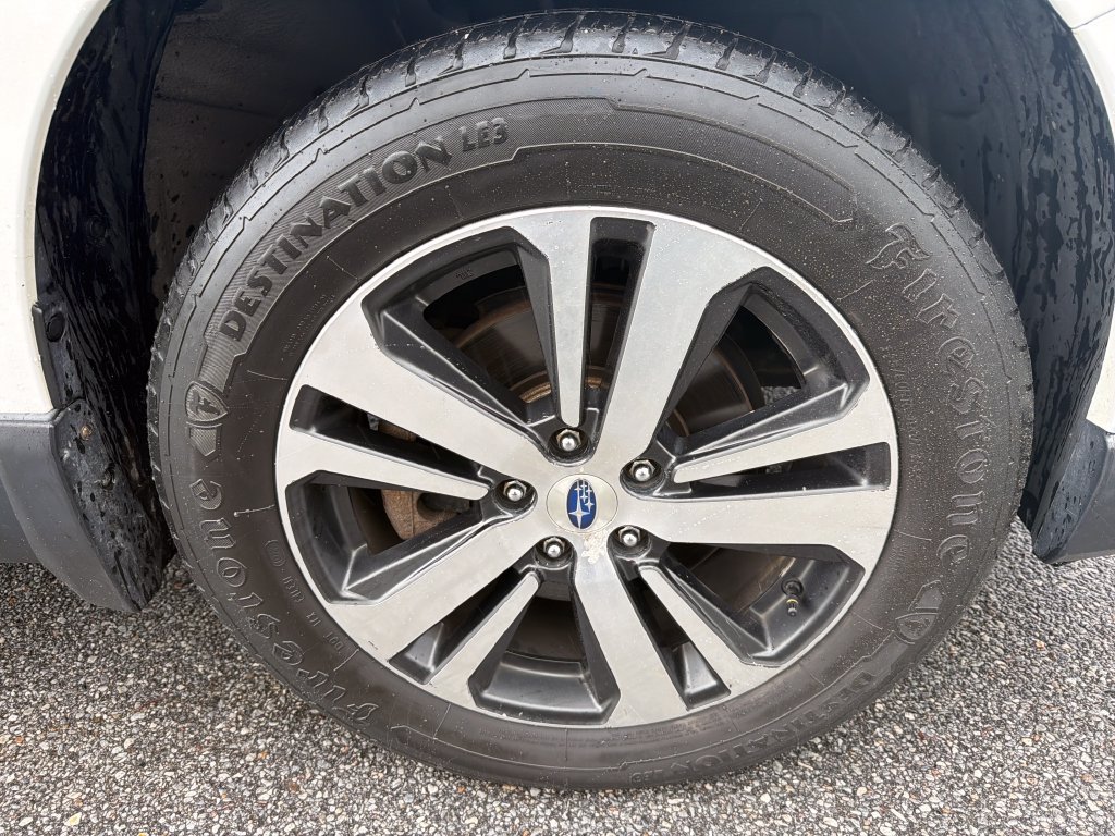 Used 2018 Subaru Outback 2.5i Limited AWD/4WD image 19