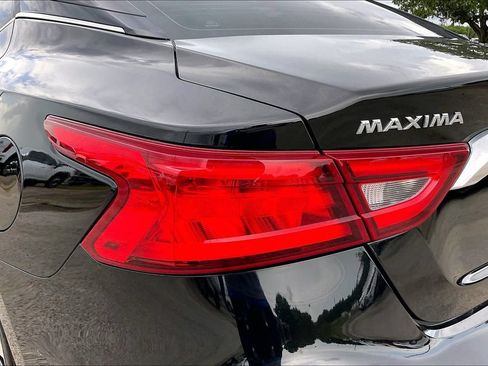 Used 2017 Nissan Maxima 3.5 SV FWD image 20