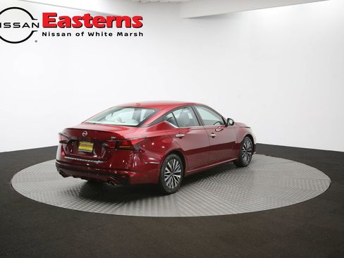 Used 2023 Nissan Altima 2.5 SV w/ SV Premium Package FWD image 39