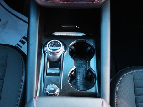 Used 2025 Ford Explorer ST-Line image 24