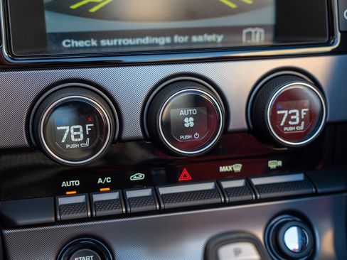 Used 2017 Jaguar F-TYPE R AWD/4WD image 32