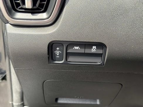 Used 2023 Kia Sorento S w/ Panoramic Sunroof Package FWD image 22