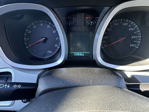 Used 2015 Chevrolet Equinox LT w/ Driver Convenience Package image 6