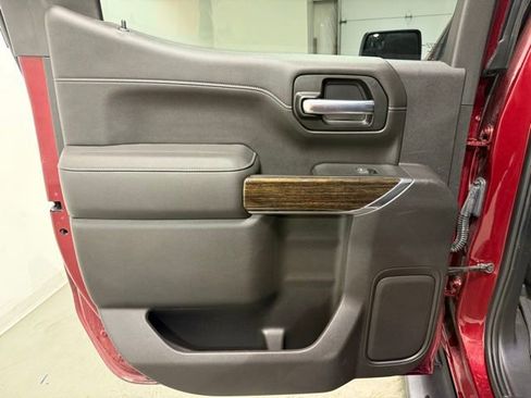 Used 2022 GMC Sierra 1500 Elevation w/ LPO, Elevation Black Package image 20