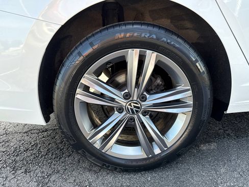 Used 2023 Volkswagen Jetta SE FWD image 49