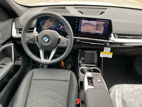 New 2026 BMW X1 xDrive28i w/ Technology Package AWD/4WD image 10