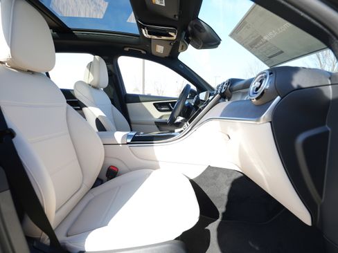 New 2026 Mercedes-Benz GLC 300 4MATIC image 38