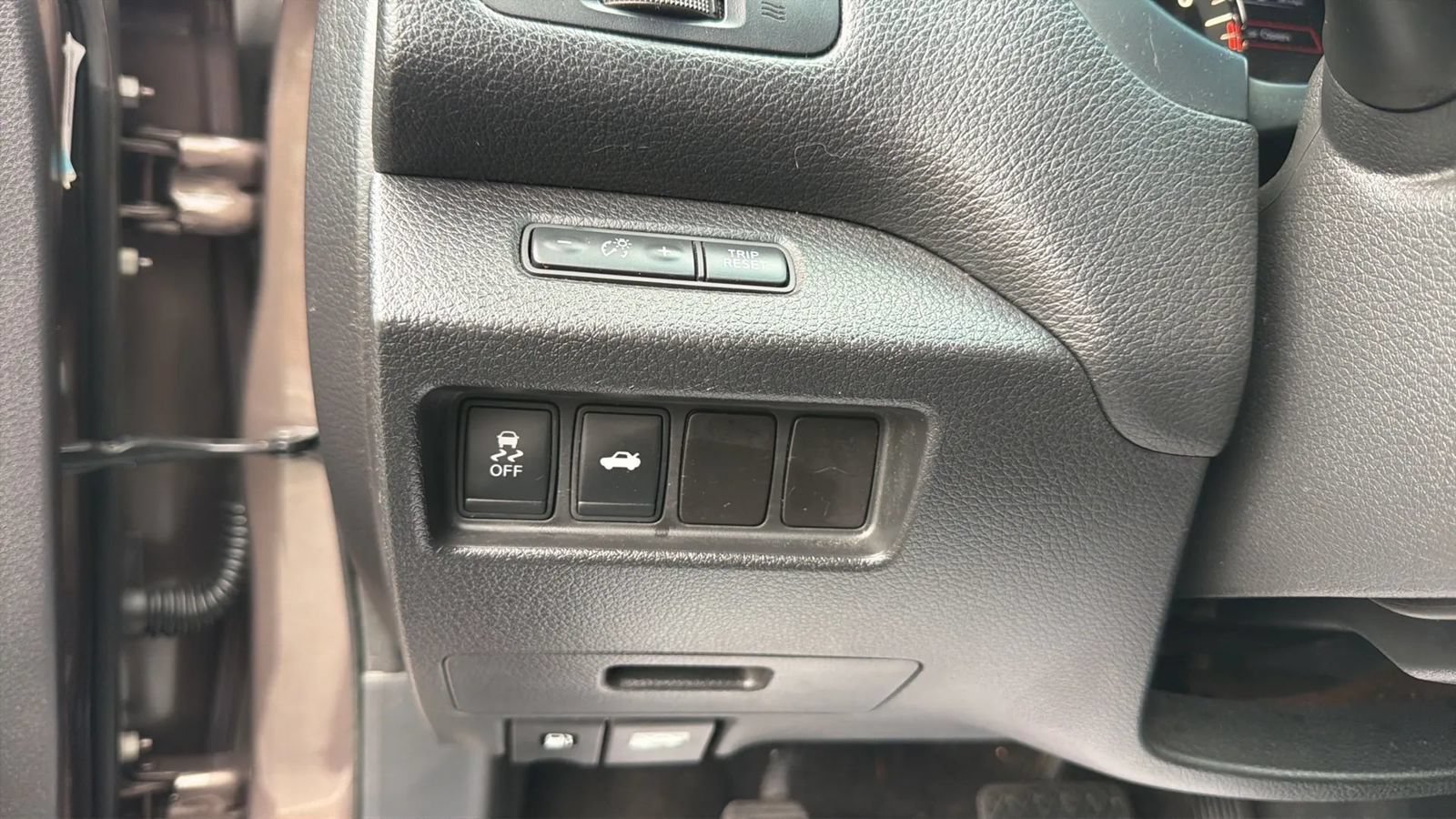 Used 2015 Nissan Altima 2.5 S w/ Power Driver Seat Package FWD image 21