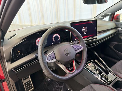 New 2026 Volkswagen Golf SE FWD image 4