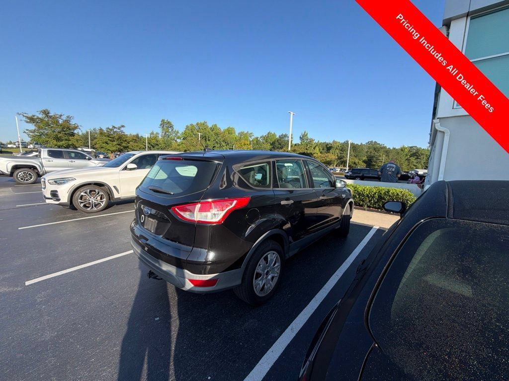 Used 2016 Ford Escape S FWD image 5