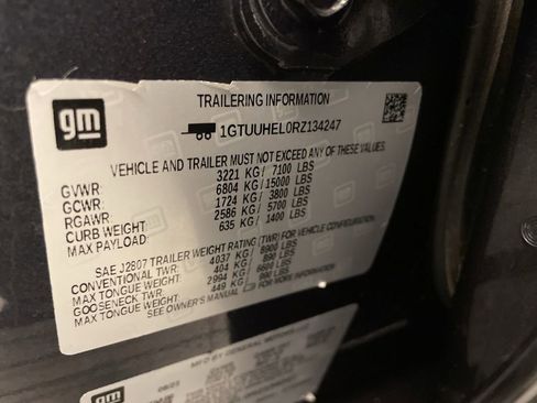 Used 2024 GMC Sierra 1500 Denali Ultimate AWD/4WD image 32
