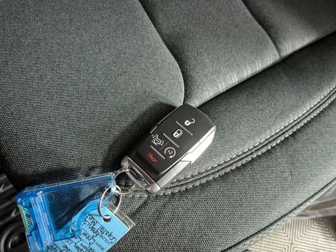 New 2026 RAM 1500 4x4 Crew Cab image 30