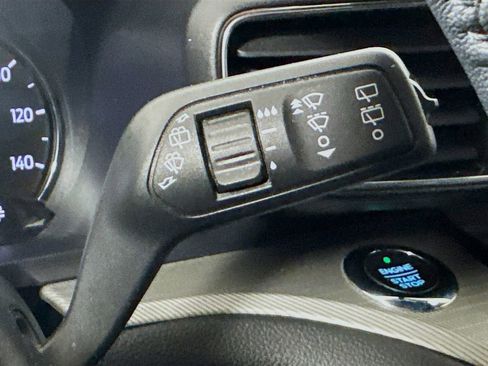 Used 2020 Ford Explorer XLT w/ Equipment Group 202A image 14