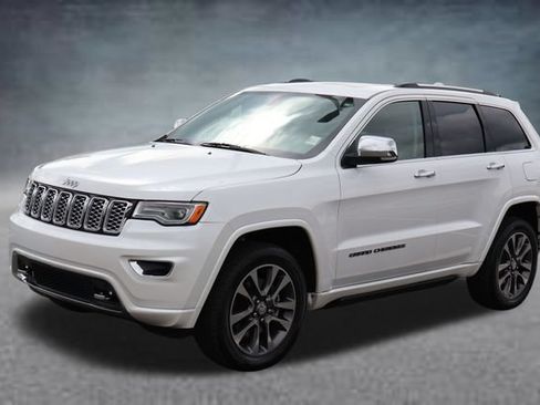 Used 2018 Jeep Grand Cherokee Overland AWD/4WD image 25