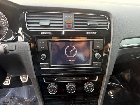 Used 2019 Volkswagen GTI Rabbit Edition image 33