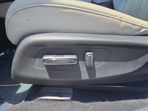 Used 2025 Honda HR-V EX-L image 12