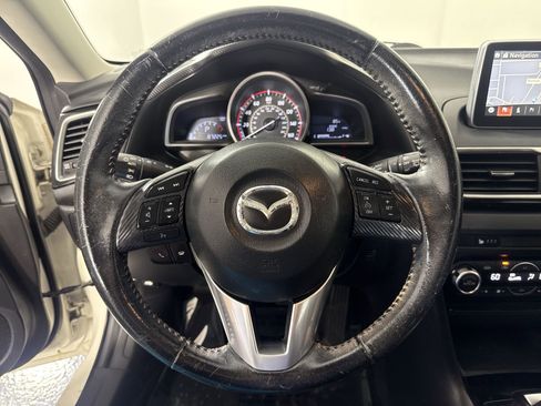 Used 2016 MAZDA MAZDA3 i Grand Touring image 18