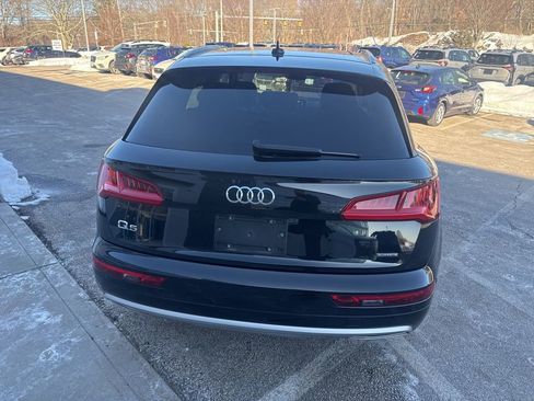 Used 2020 Audi Q5 2.0T Premium Plus w/ Premium Plus Package image 3