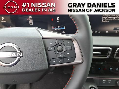 New 2026 Nissan Sentra SR w/ Floor Mat Package FWD image 14