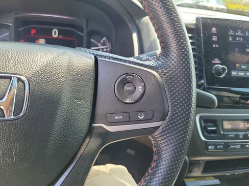 Certified 2023 Honda Passport TrailSport image 28