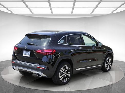Certified 2026 Mercedes-Benz GLA 250 image 3