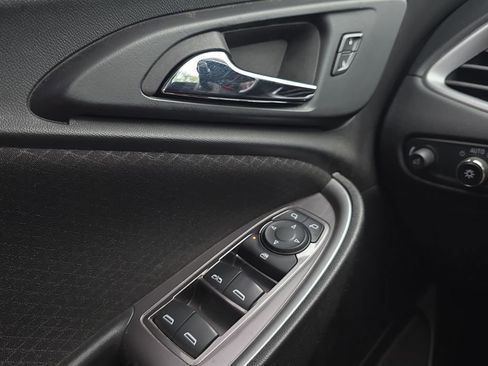 Used 2023 Chevrolet Malibu LT FWD image 11