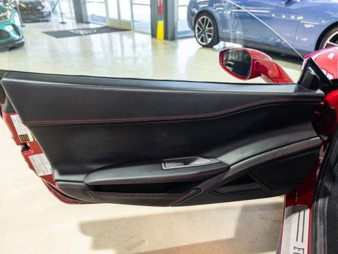 Used 2012 Ferrari 458 Italia Coupe RWD image 36