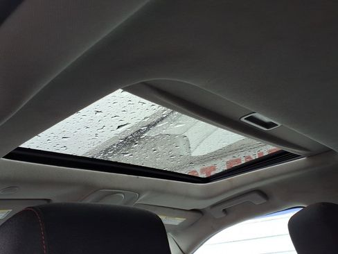 Used 2016 Chevrolet Equinox LT w/ Convenience Package image 11