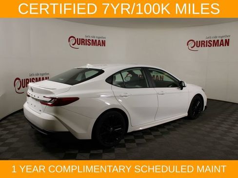 Used 2025 Toyota Camry SE w/ Convenience Package FWD image 7