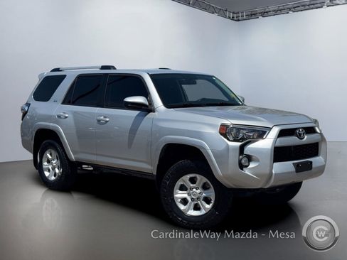 Used 2019 Toyota 4Runner SR5 AWD/4WD image 2