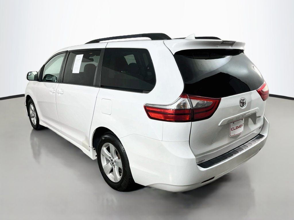 Used 2020 Toyota Sienna LE FWD image 9