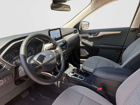Used 2022 Ford Escape SE w/ SE Sport Appearance Package AWD/4WD image 21